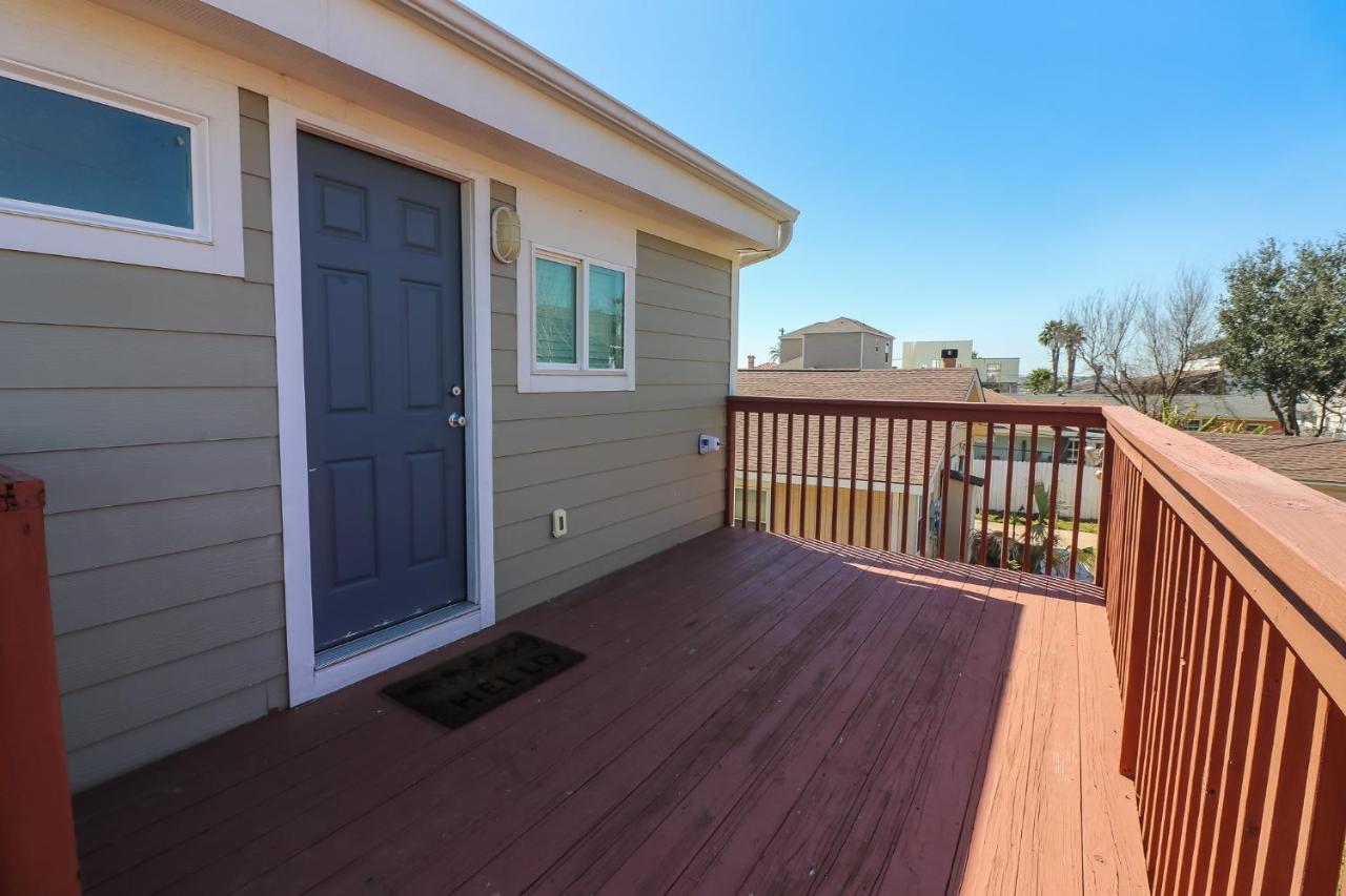 Perfect Location Spacious Yard Coffee Bar At This Lovely Beach Home Galveston Exteriér fotografie